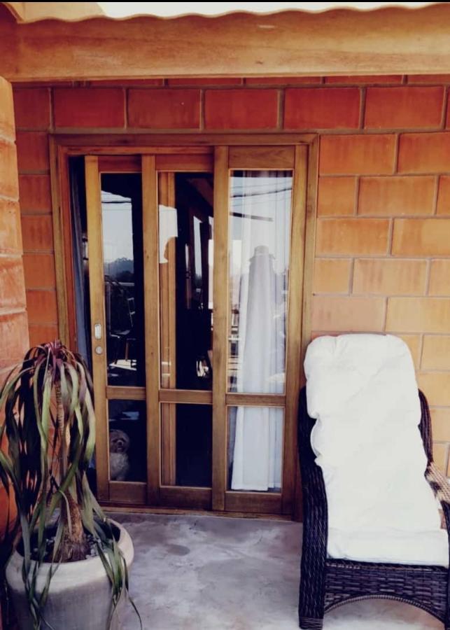 Casa Aconchegante Condominio Fechado Na Natureza Em Sao Roque Mairinque Kültér fotó