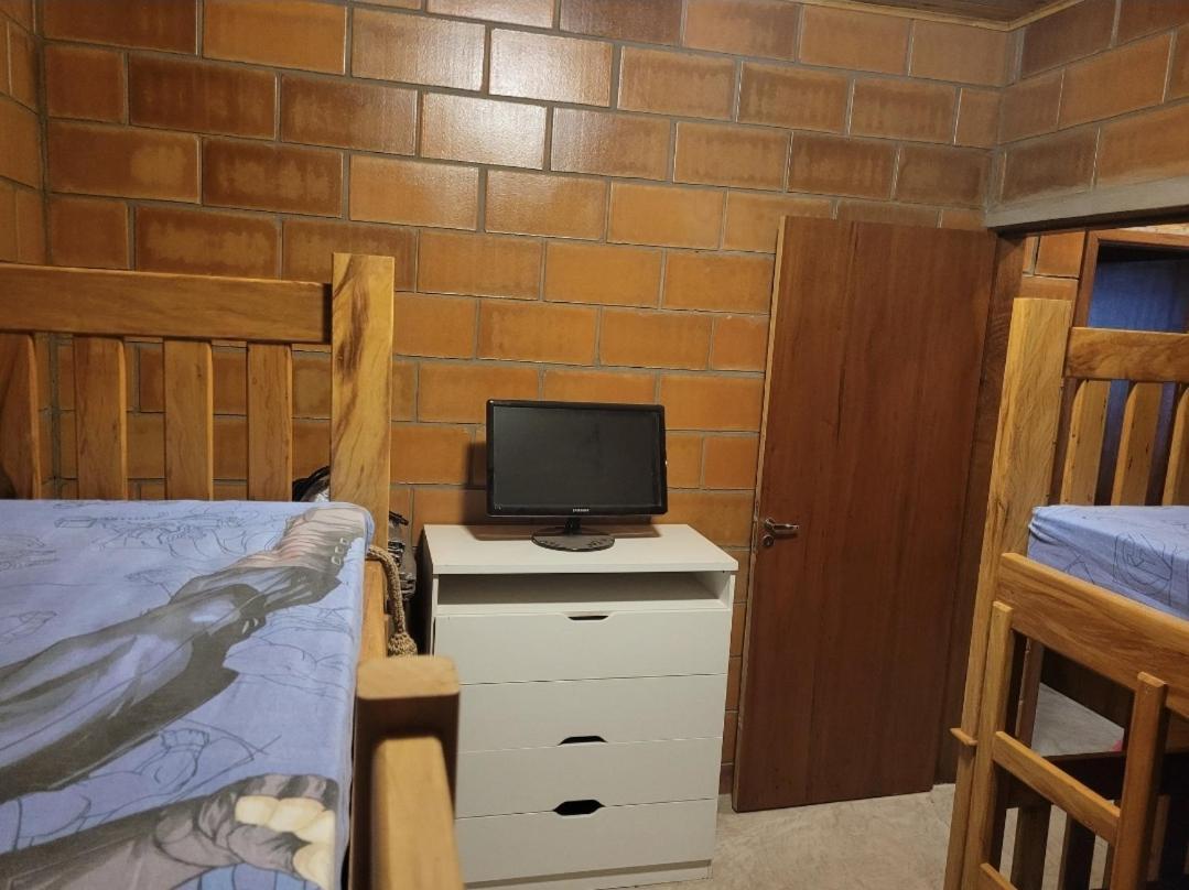 Casa Aconchegante Condominio Fechado Na Natureza Em Sao Roque Mairinque Kültér fotó